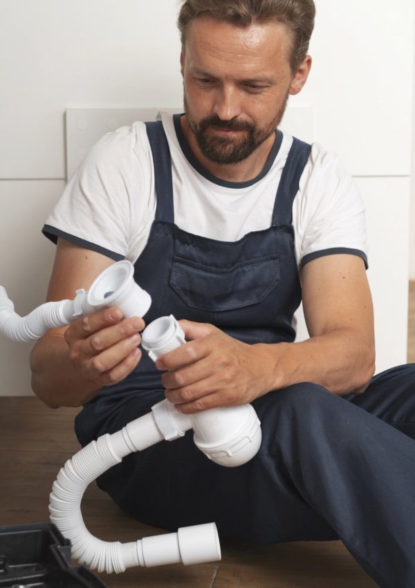 about img 01 1 600x850